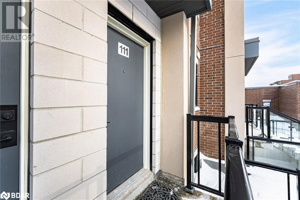 1085 DOUGLAS MCCURDY Common Unit# 111