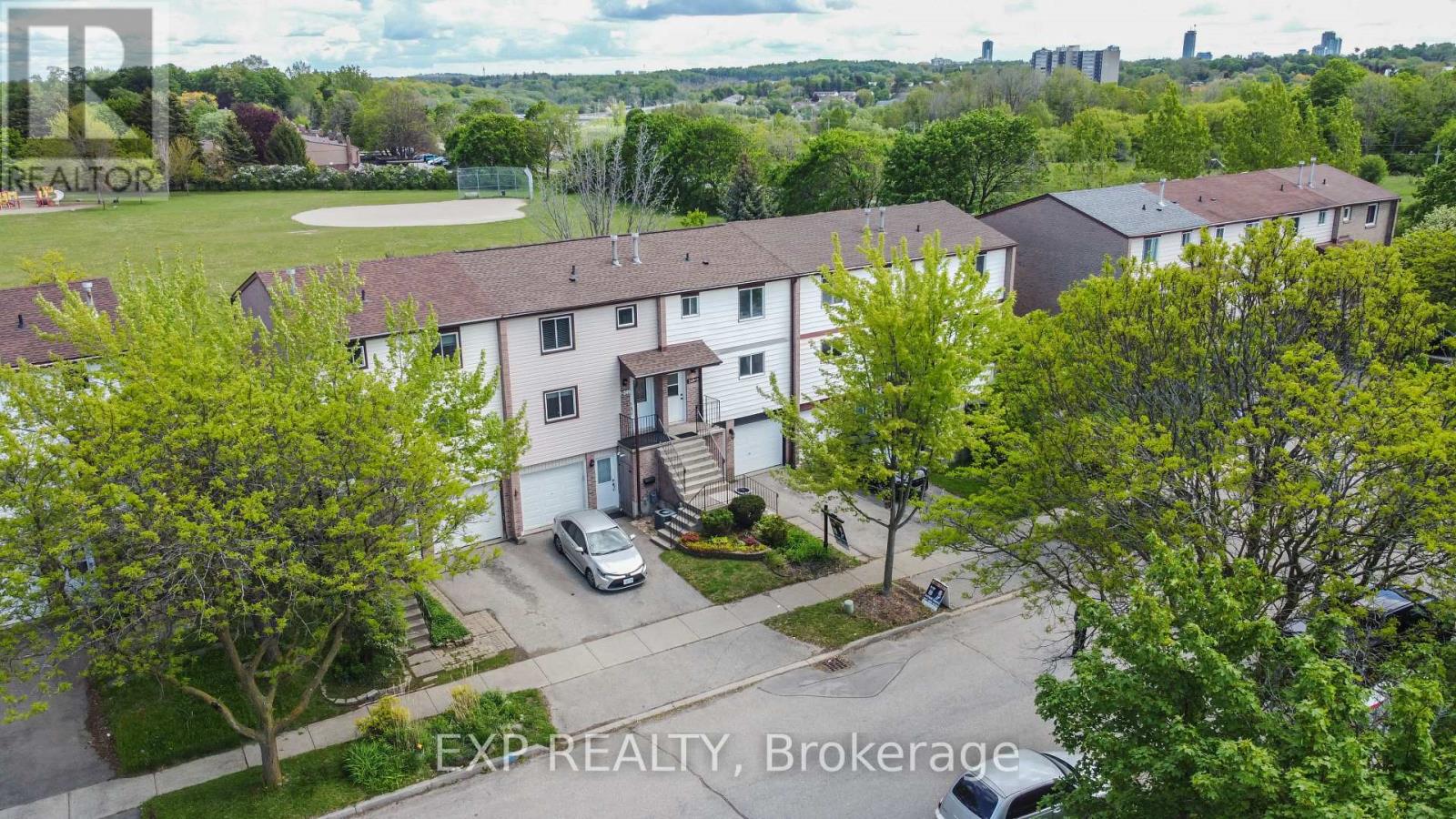 3 - 249 CAMELOT COURT