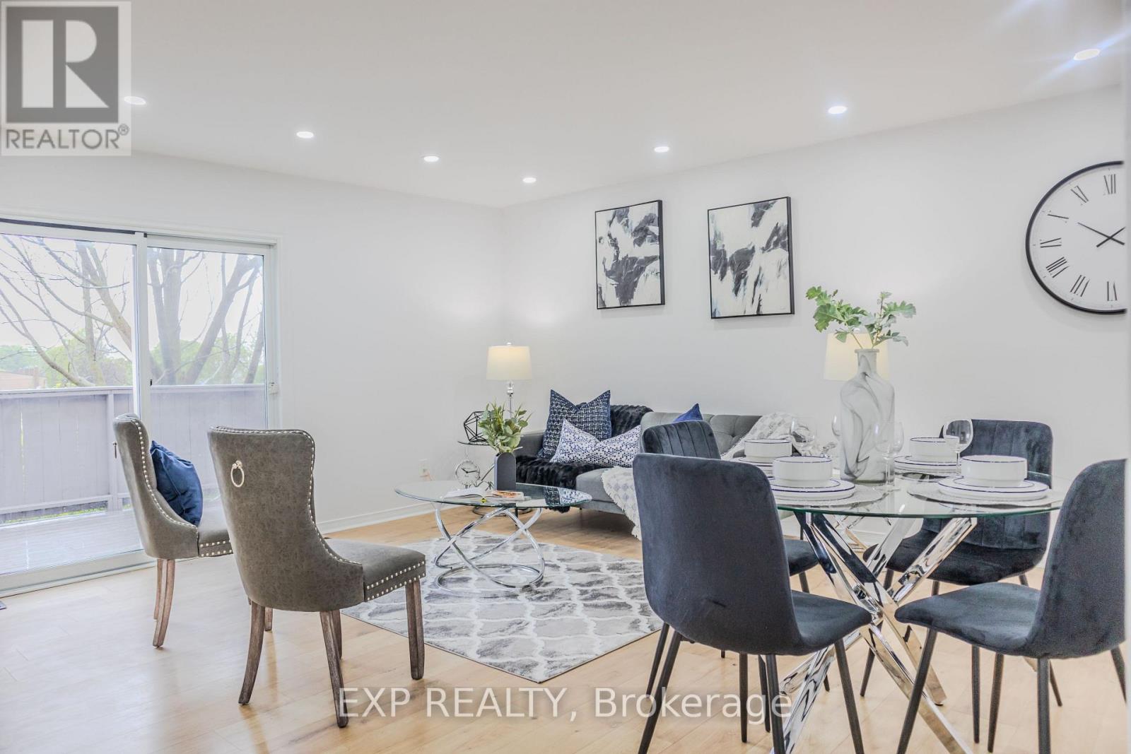 3 - 249 CAMELOT COURT