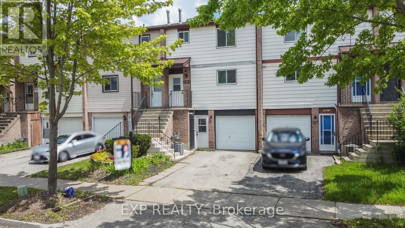 3 - 249 CAMELOT COURT