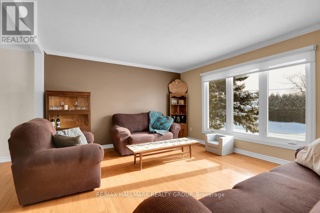 79 BOURDEAU CRESCENT