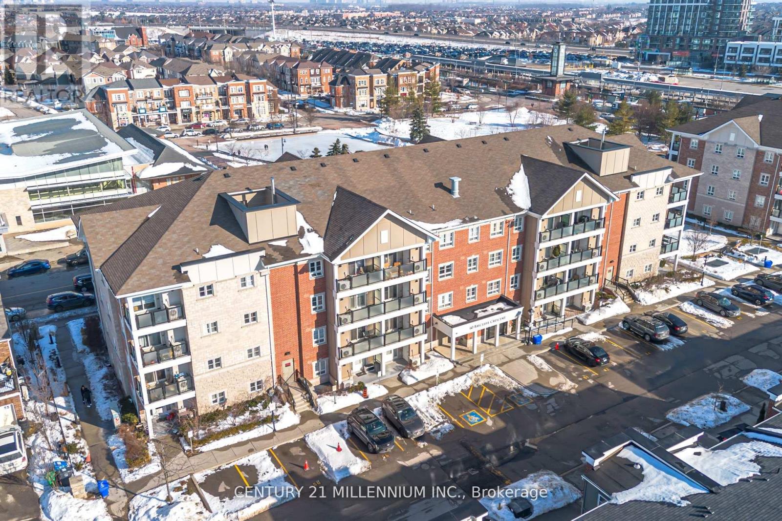 204 - 60 BAYCLIFFE CRESCENT