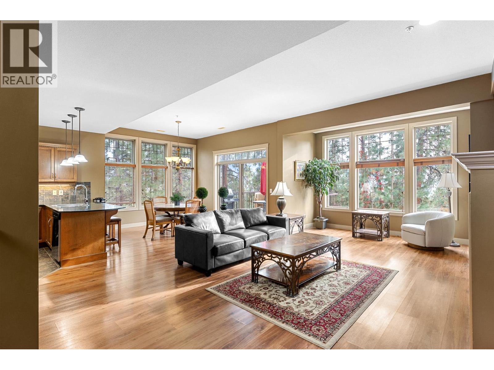 1795 Country Club Drive Unit# 201