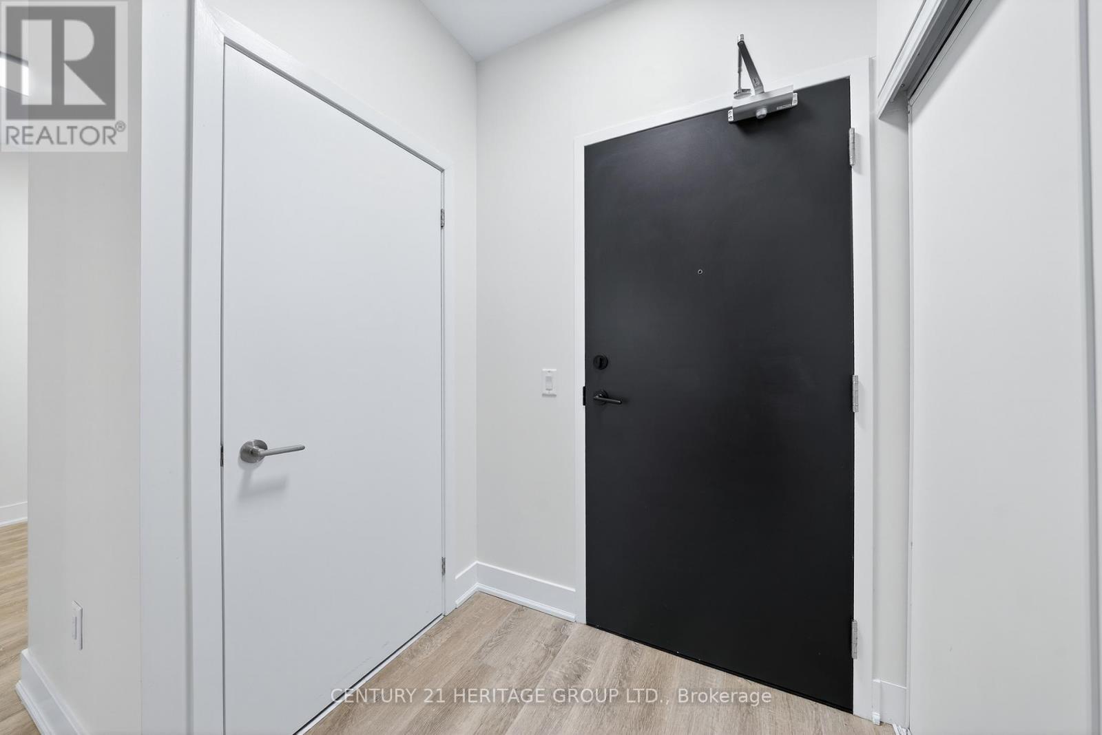 116 - 185 DEERFIELD ROAD