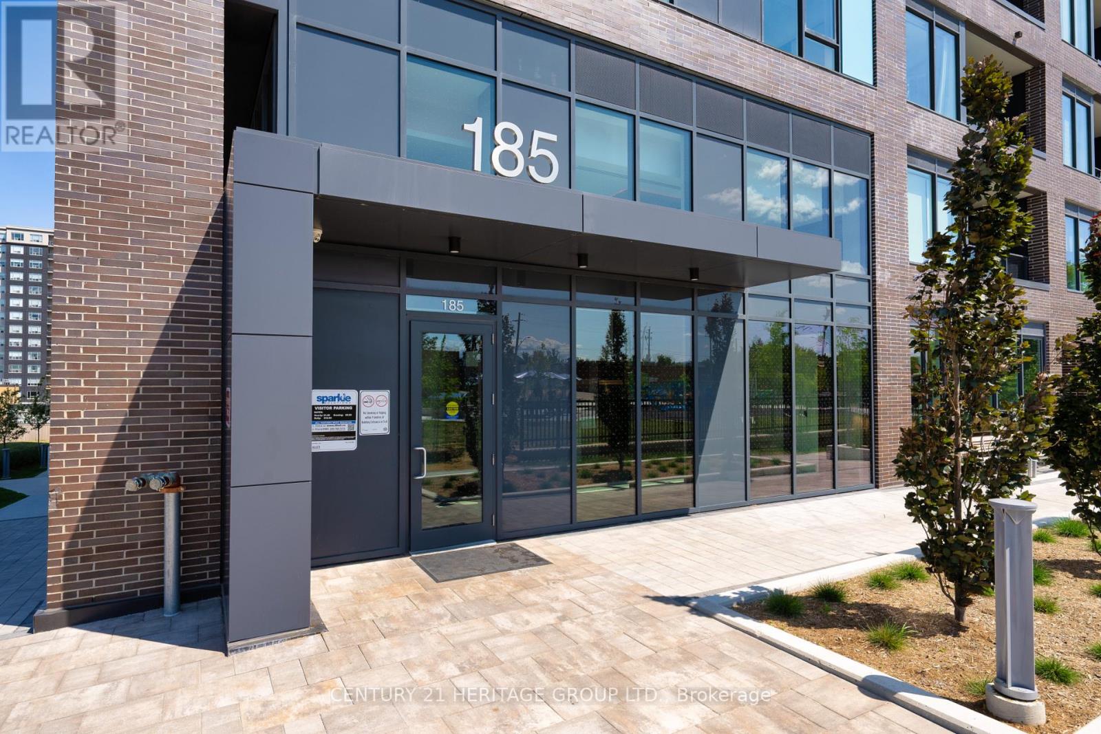 116 - 185 DEERFIELD ROAD