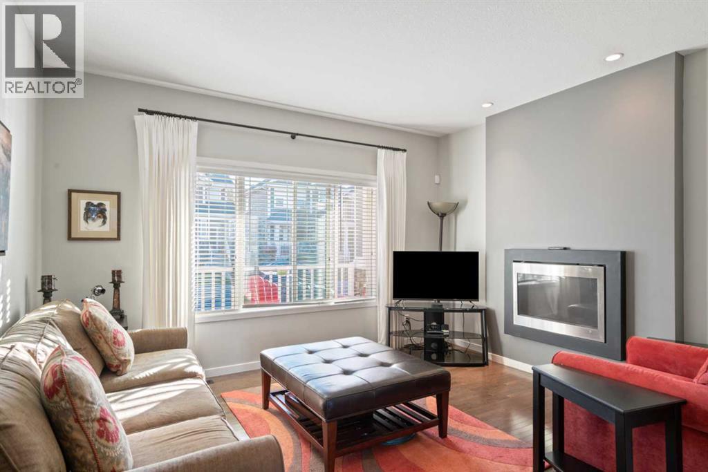 219 River Heights Green