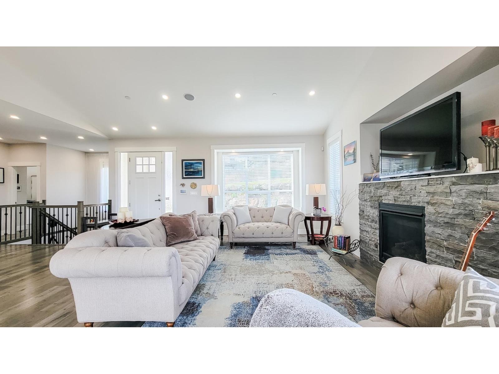 1 8295 NIXON ROAD|Eastern Hillsides