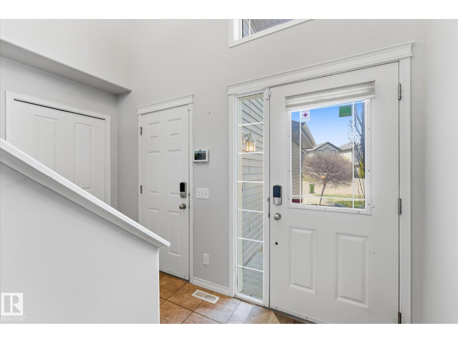 16303 37 ST NW