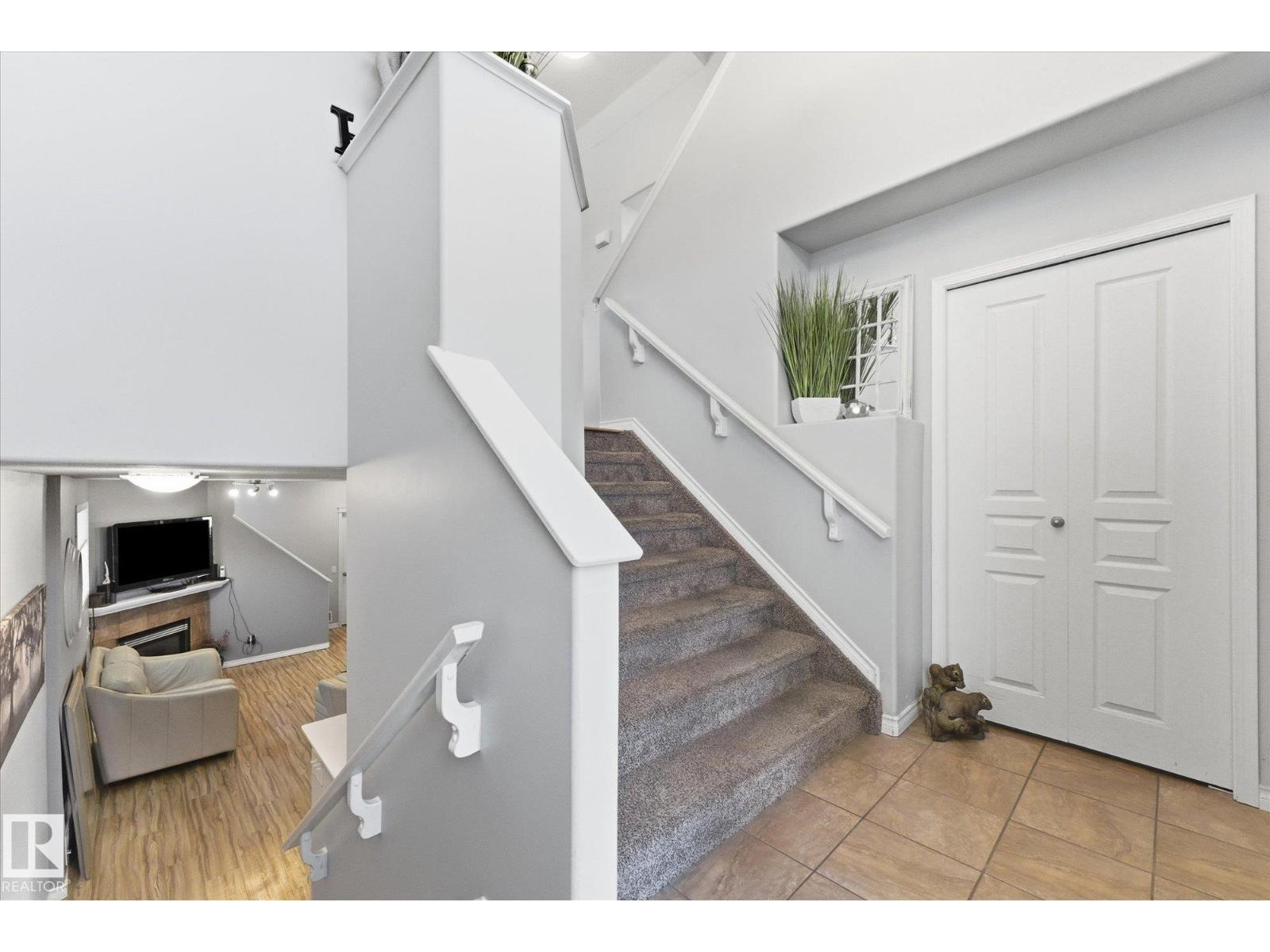 16303 37 ST NW