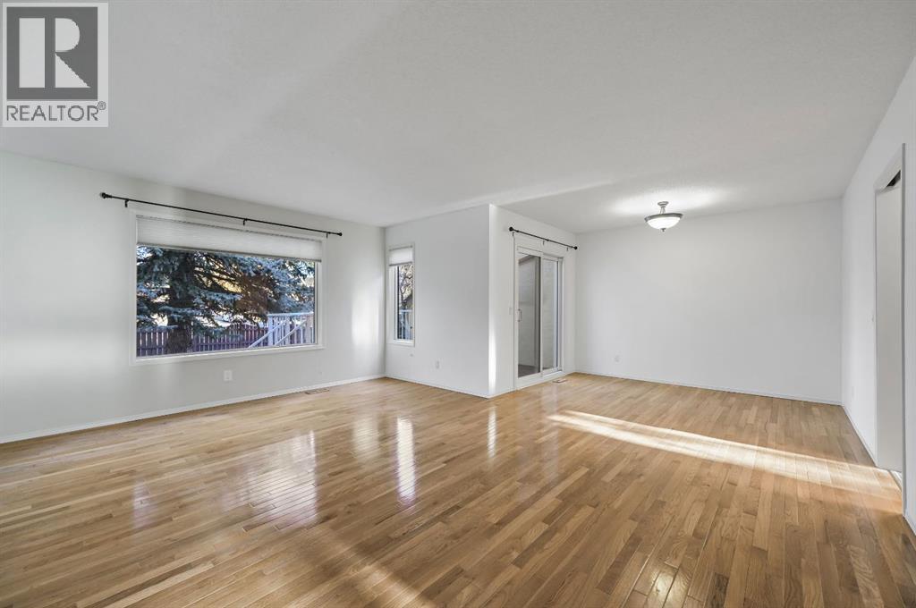 11 Coach Side Terrace SW