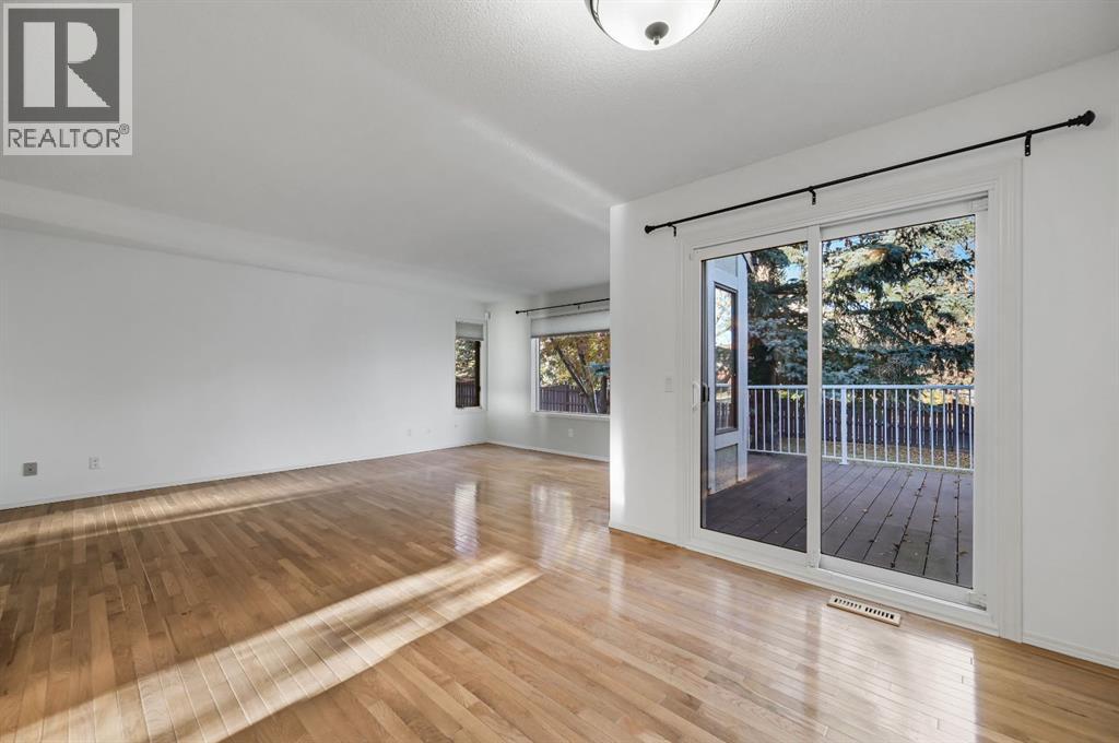 11 Coach Side Terrace SW