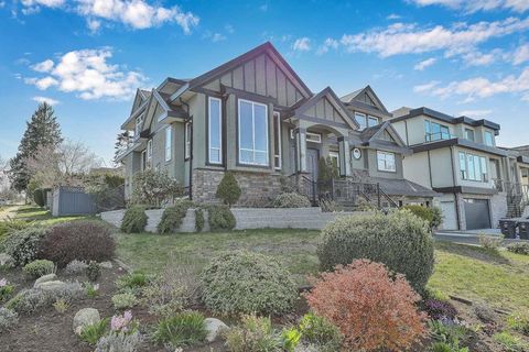 13998 115 AVENUE Surrey BC V3R2P5