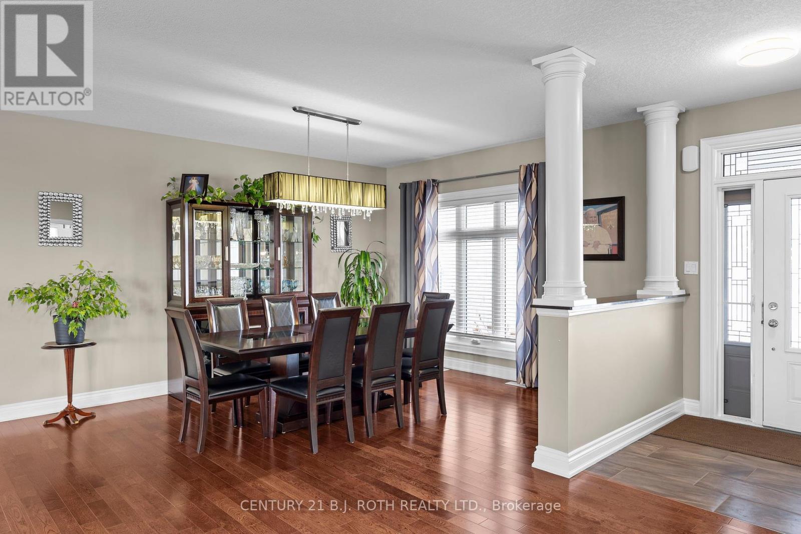 10 BROLLEY CRESCENT