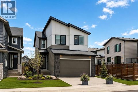 103 Silver Spruce Grove Calgary AB T2X5M1