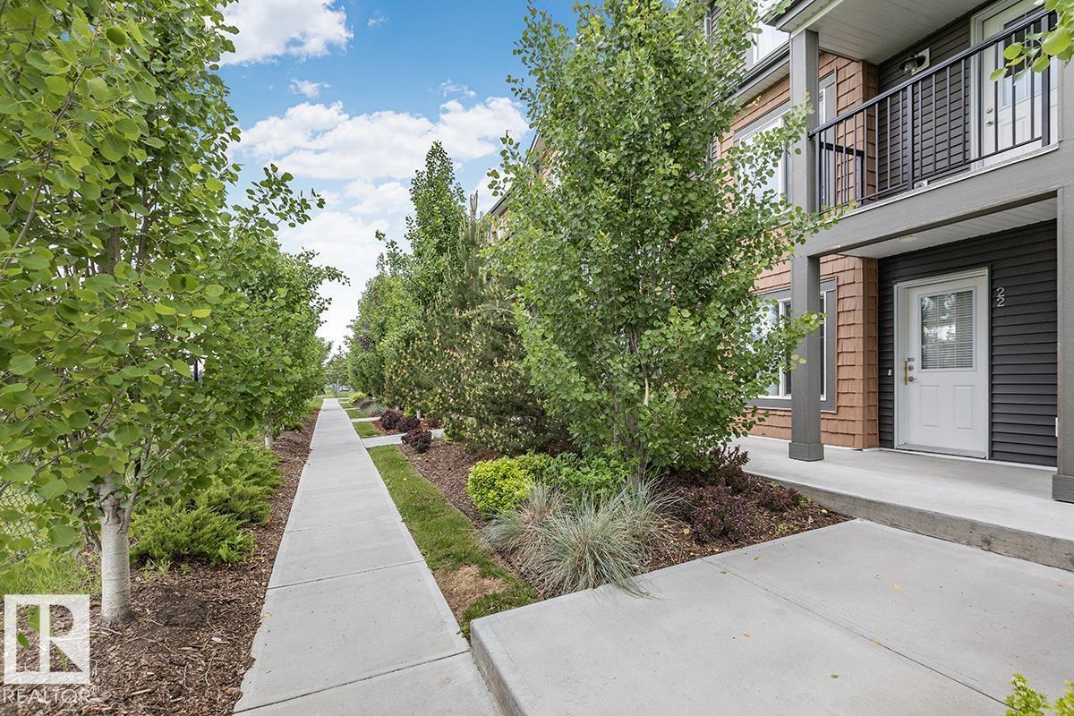 #22 3025 151 AV NW