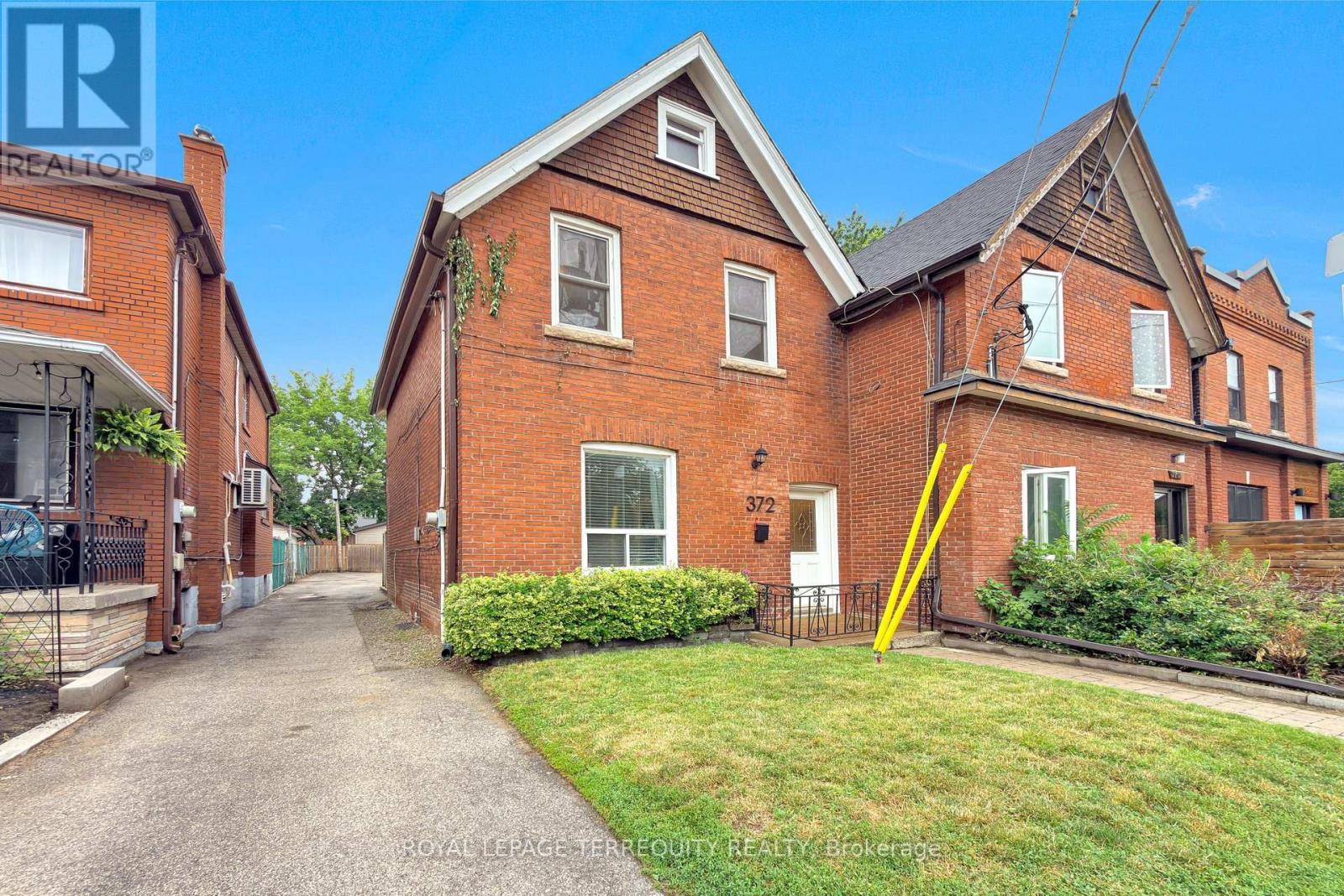 Photo 1 of 36 — 372 ST JOHNS ROAD, Toronto (Runnymede-Bloor West Village), ON M6S2K8