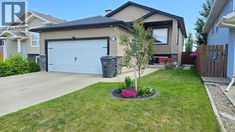 4817 7 Street Coalhurst AB T0L0V0