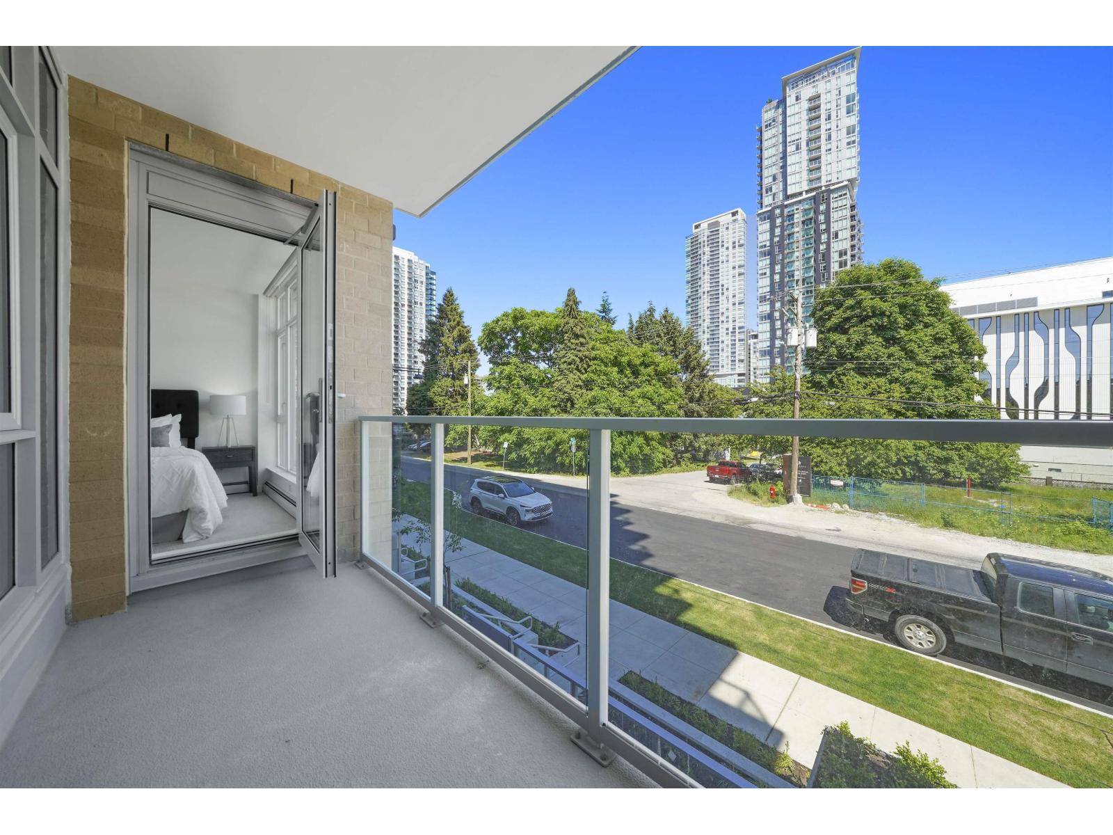 8 13350 CENTRAL AVENUE