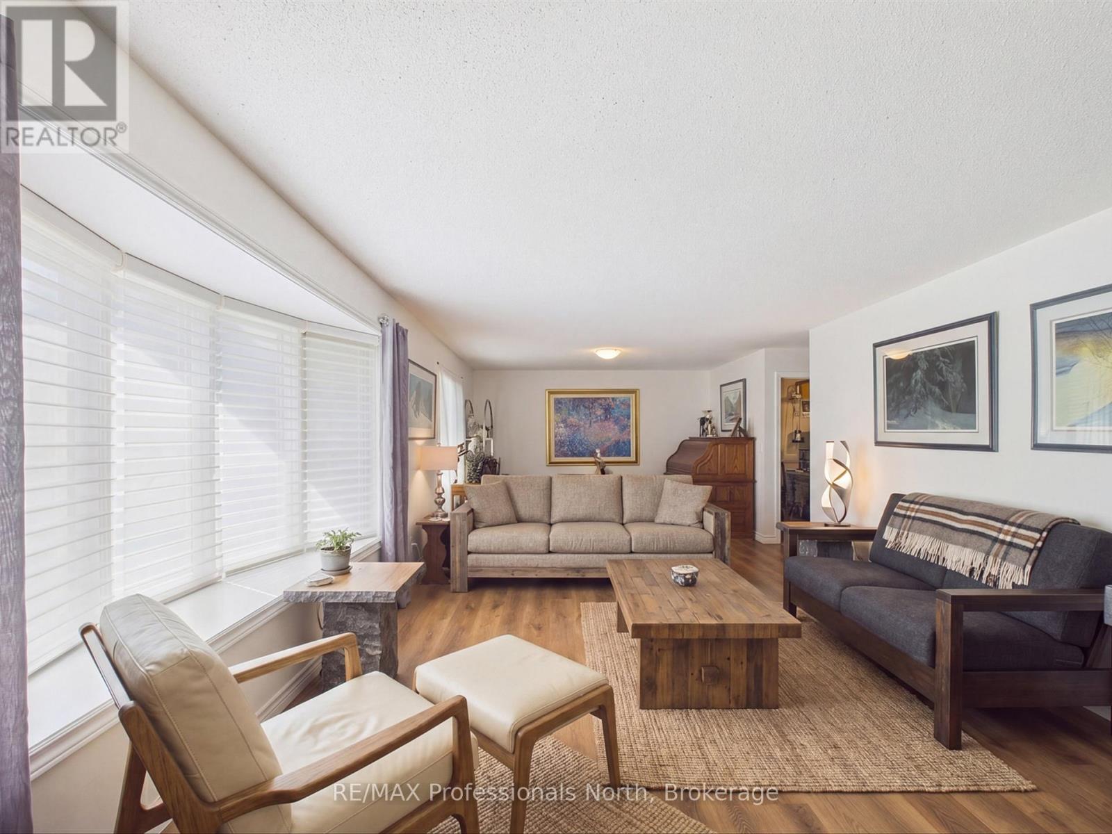 30 THE GRANITE BLUFF