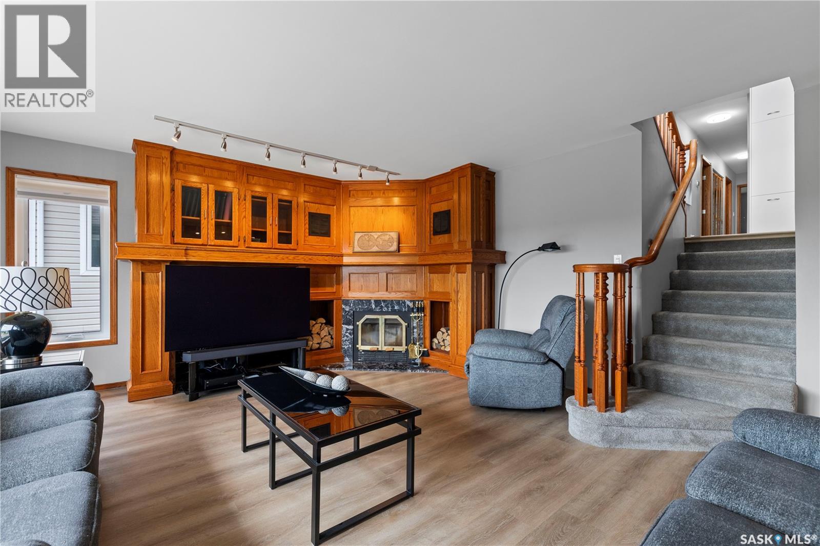 270 Prospect CRESCENT