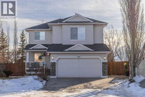 244 Oakmere Place Chestermere AB T1X1L2