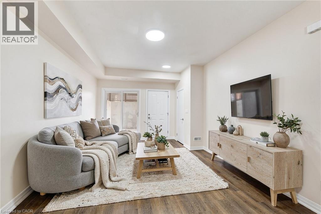 25 ISHERWOOD Avenue Unit# 57