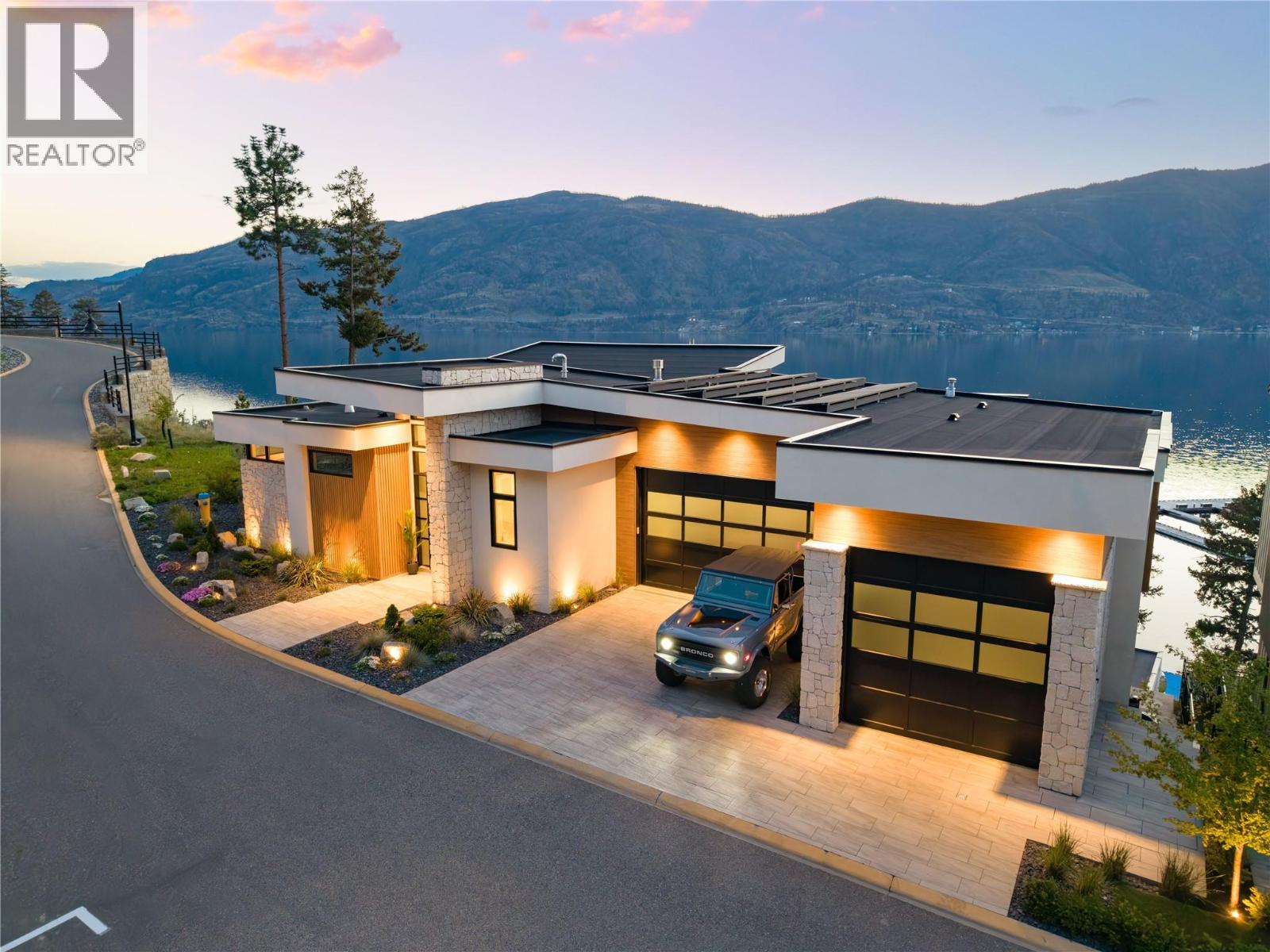 3442 Arrowroot Drive