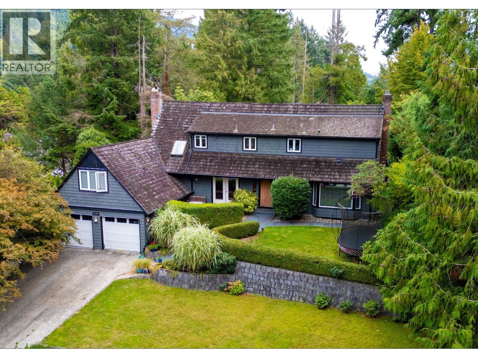 3760 BAYRIDGE AVENUE