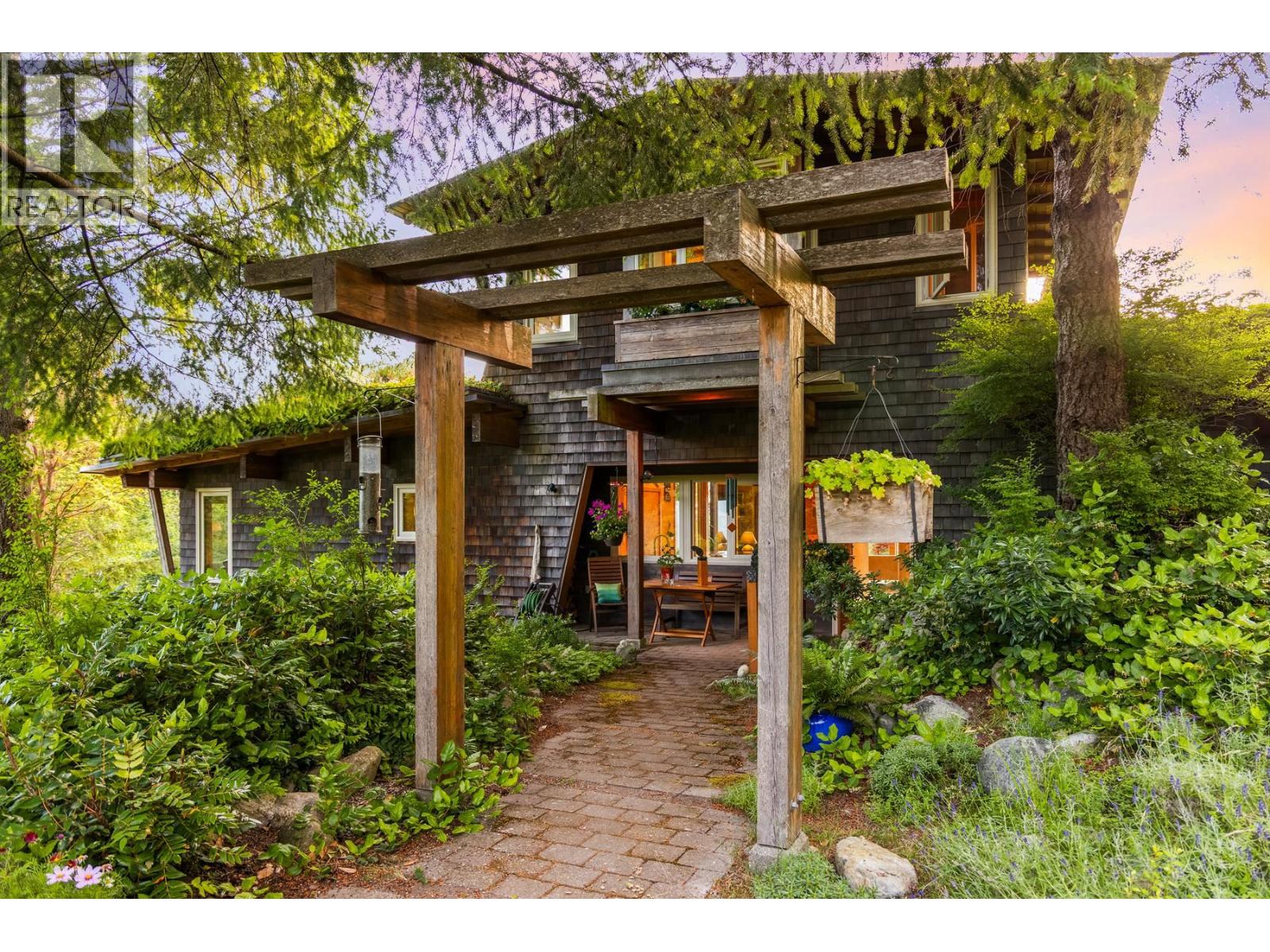 1301 SUNSET ROAD