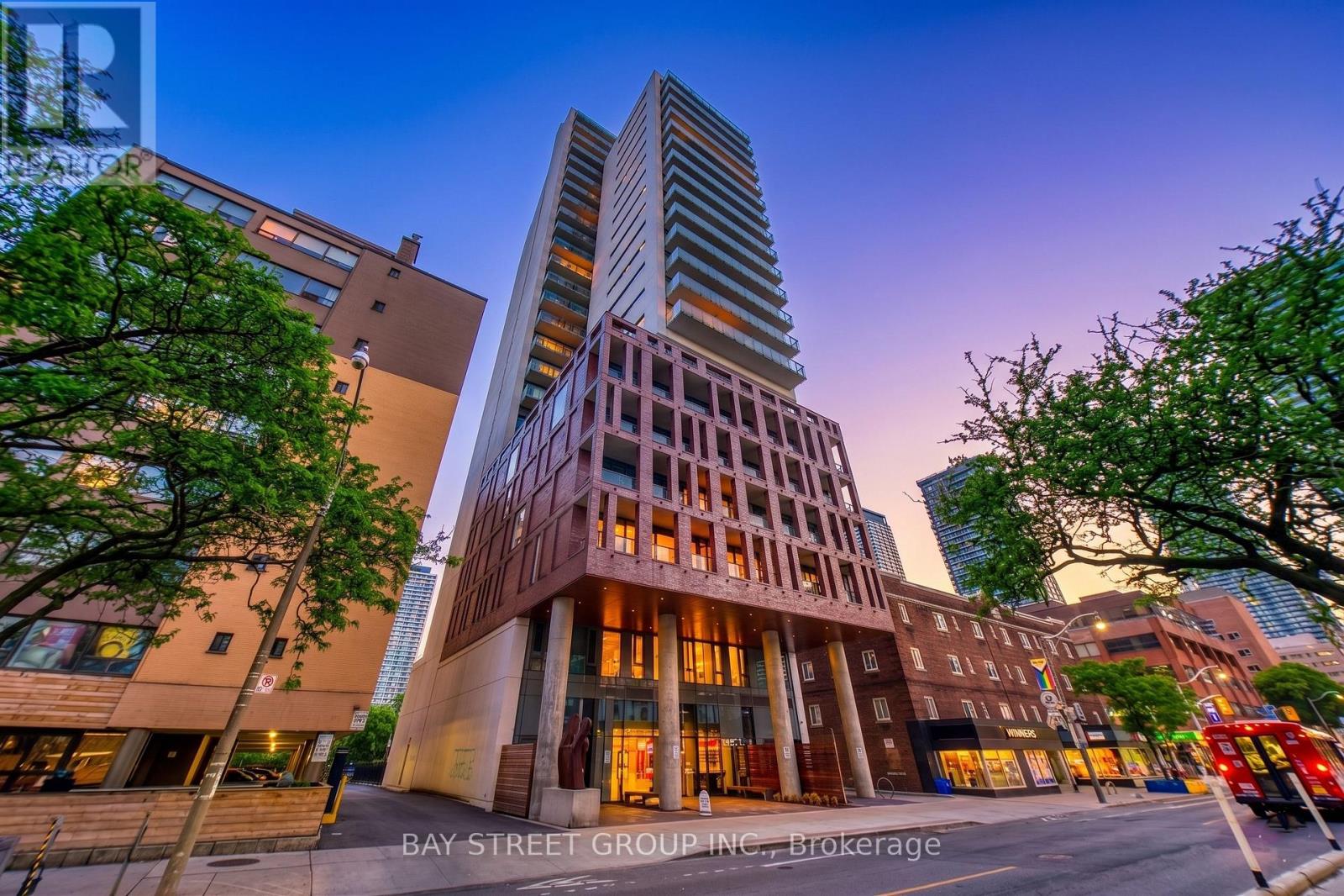 1907 - 81 WELLESLEY STREET E