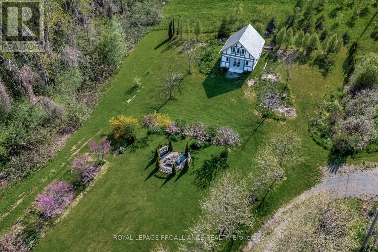 1479 LAKESIDE DRIVE