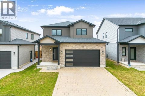 297 MIDDLETON Avenue London ON N6L0E9