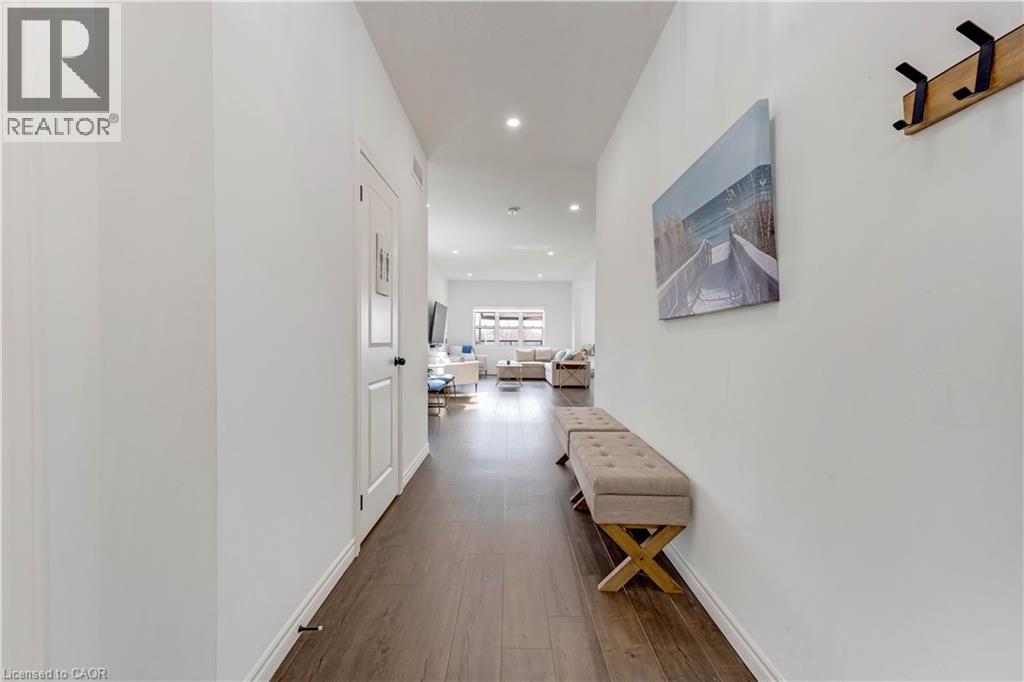 297 MIDDLETON Avenue