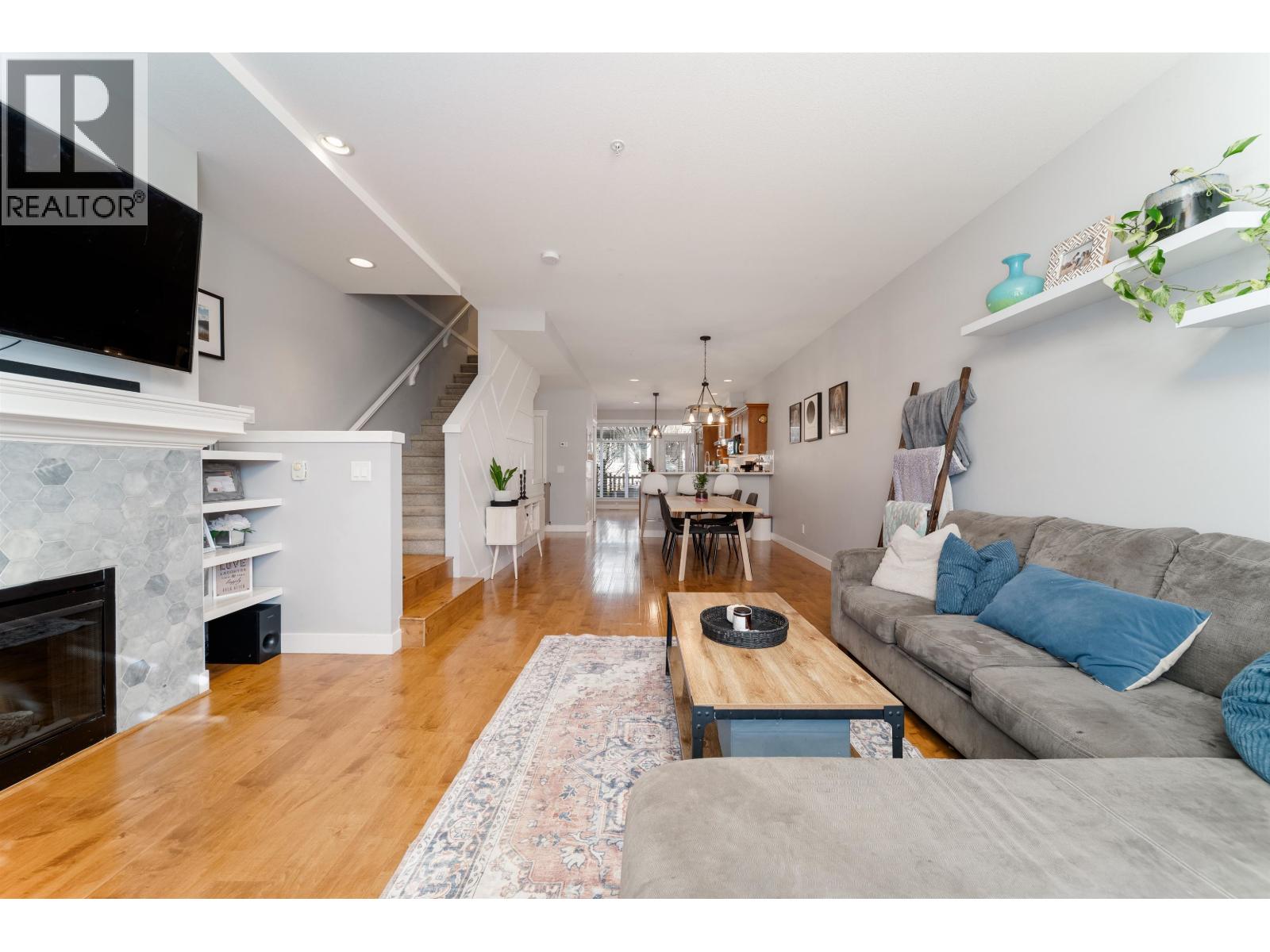 17 11282 COTTONWOOD DRIVE