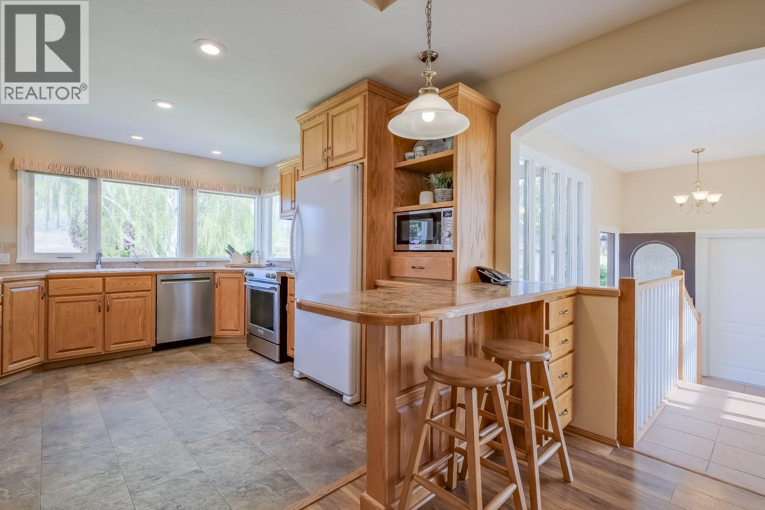 465 LOWER BENCH Road