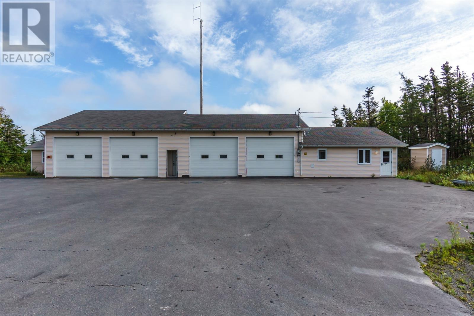 10 Markland Road