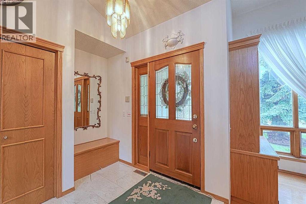 115 Strathaven Circle SW