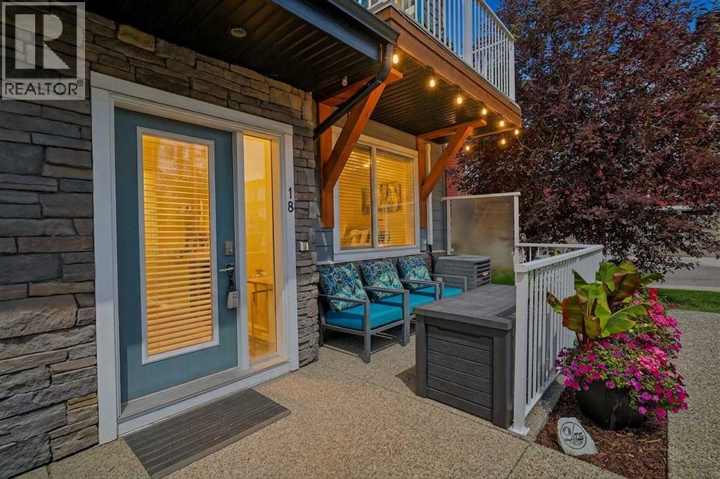 18, 111 Rainbow Falls Gate