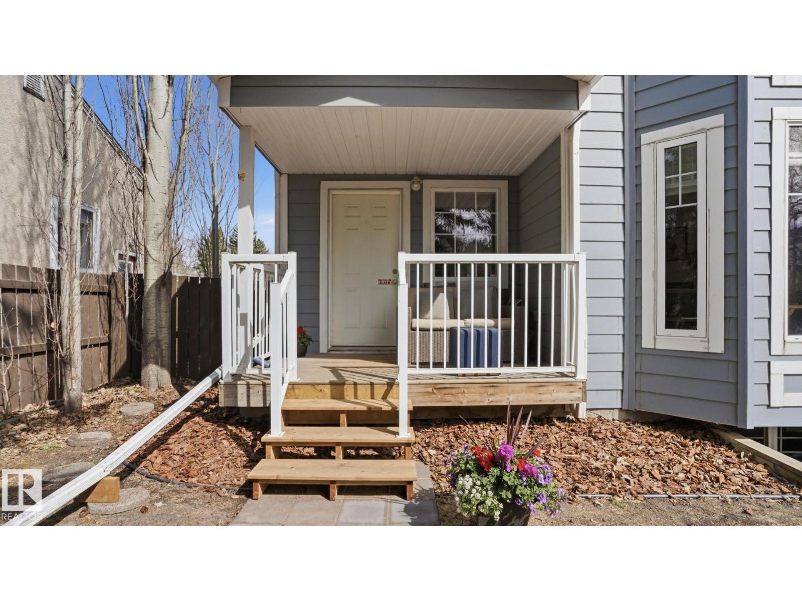 7235 112 ST NW