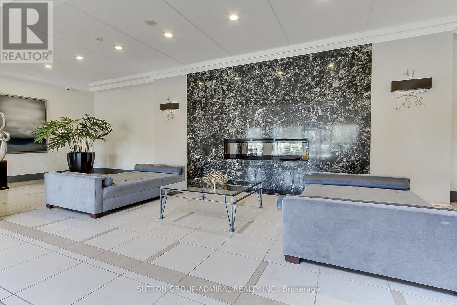 905 - 50 DISERA DRIVE