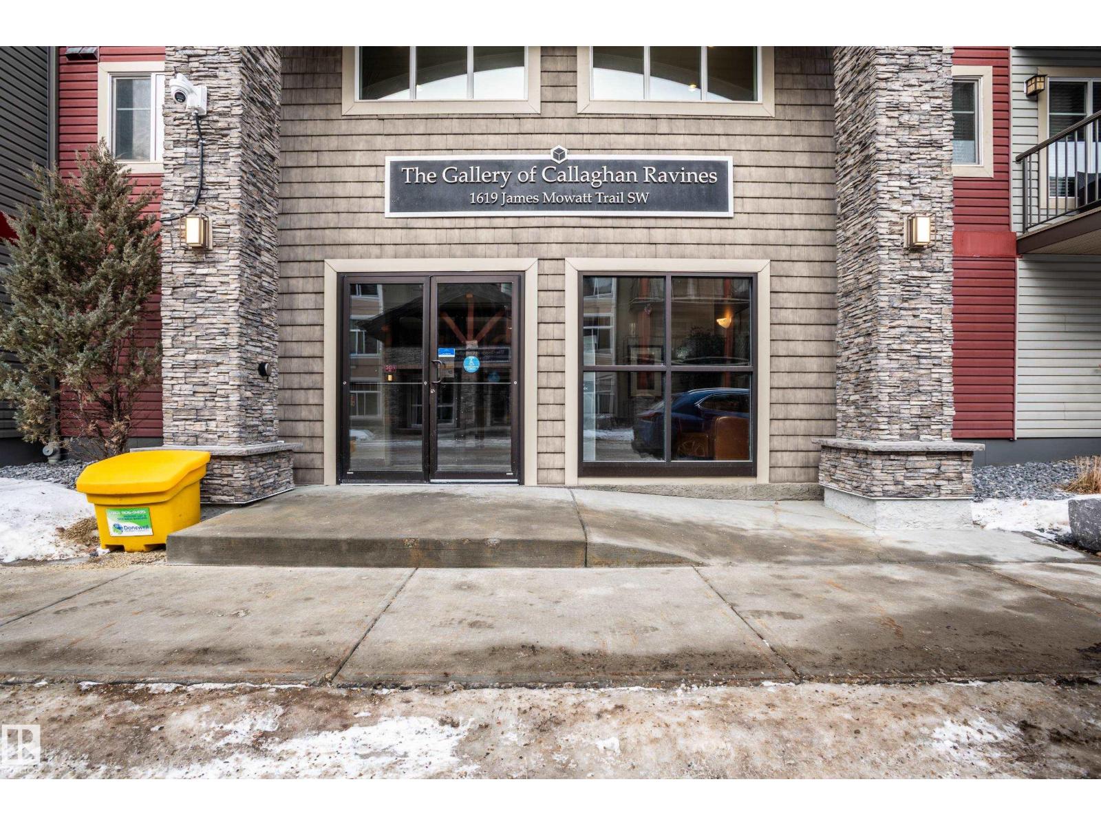 #411 1619 JAMES MOWATT TR SW