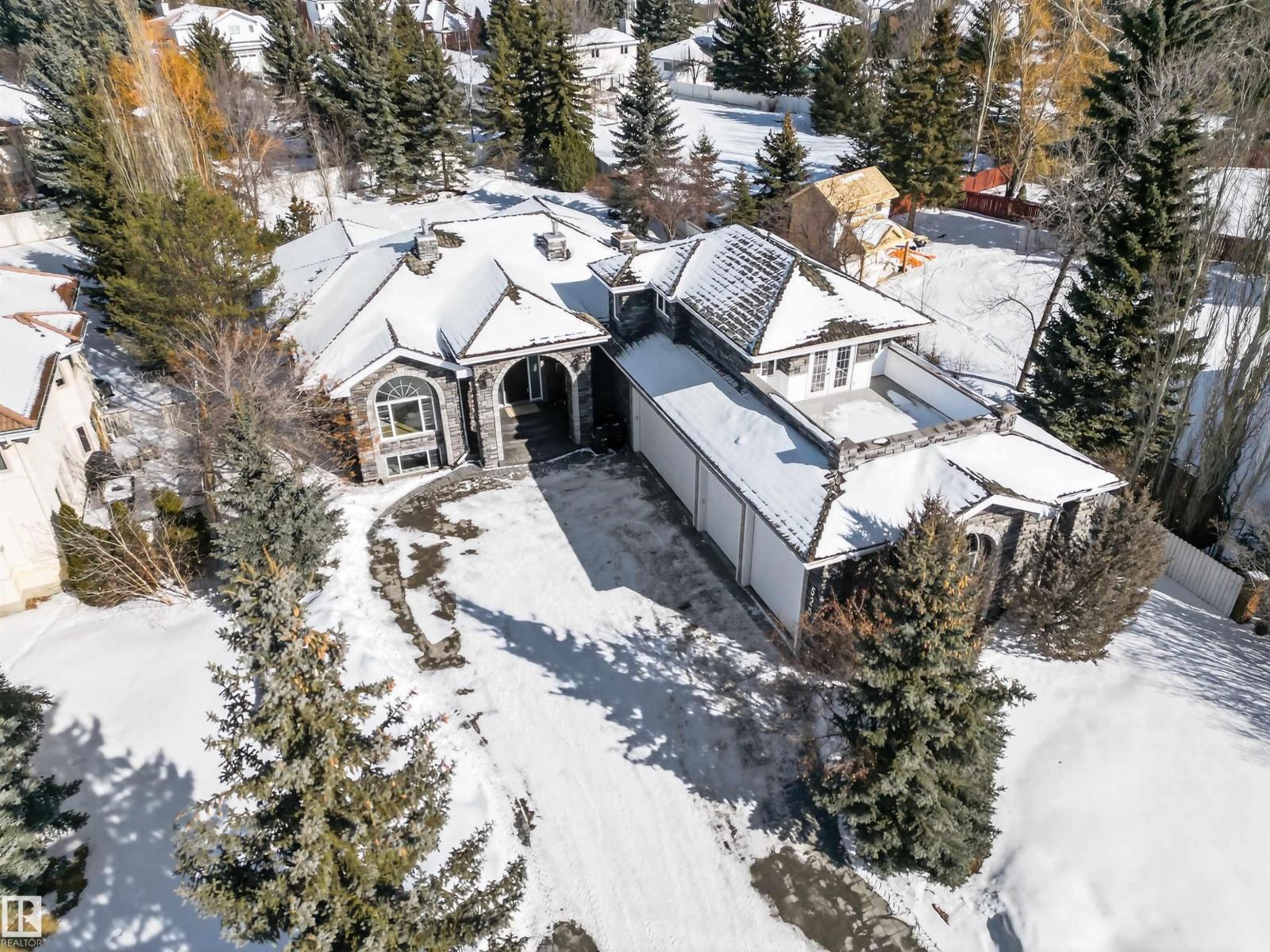 525 ESTATE DR