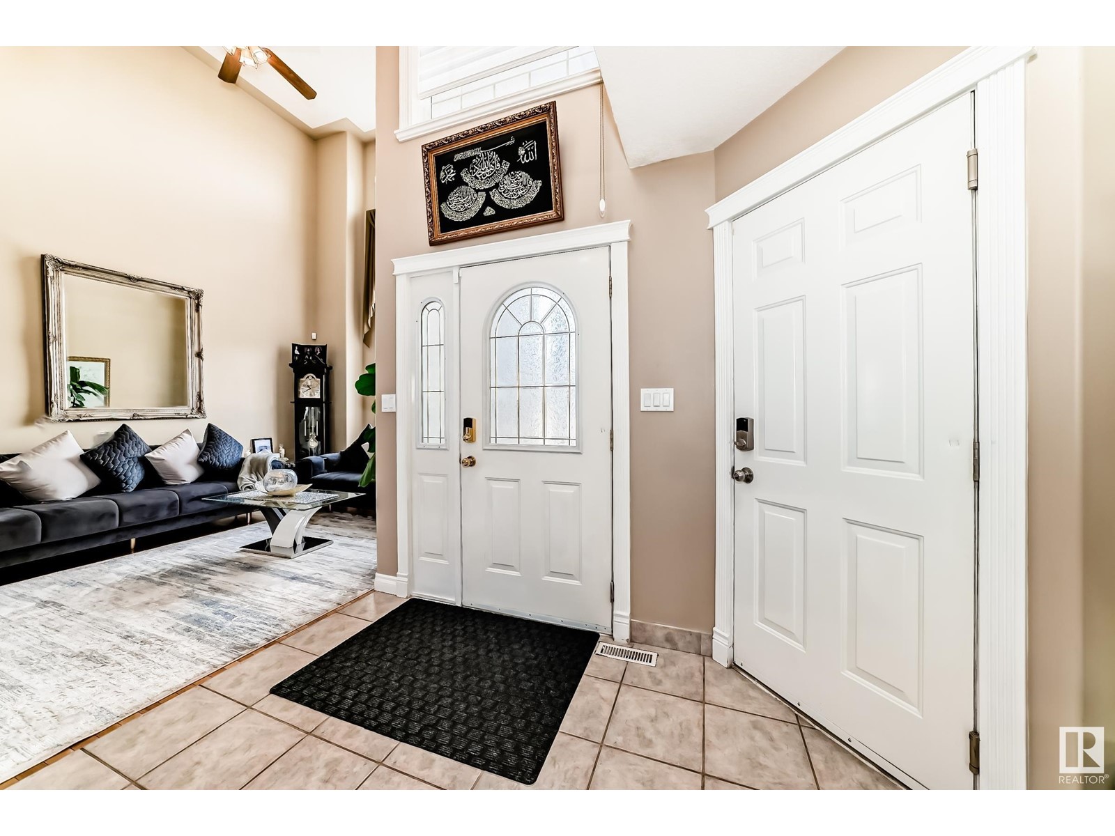 9023 156A AV NW