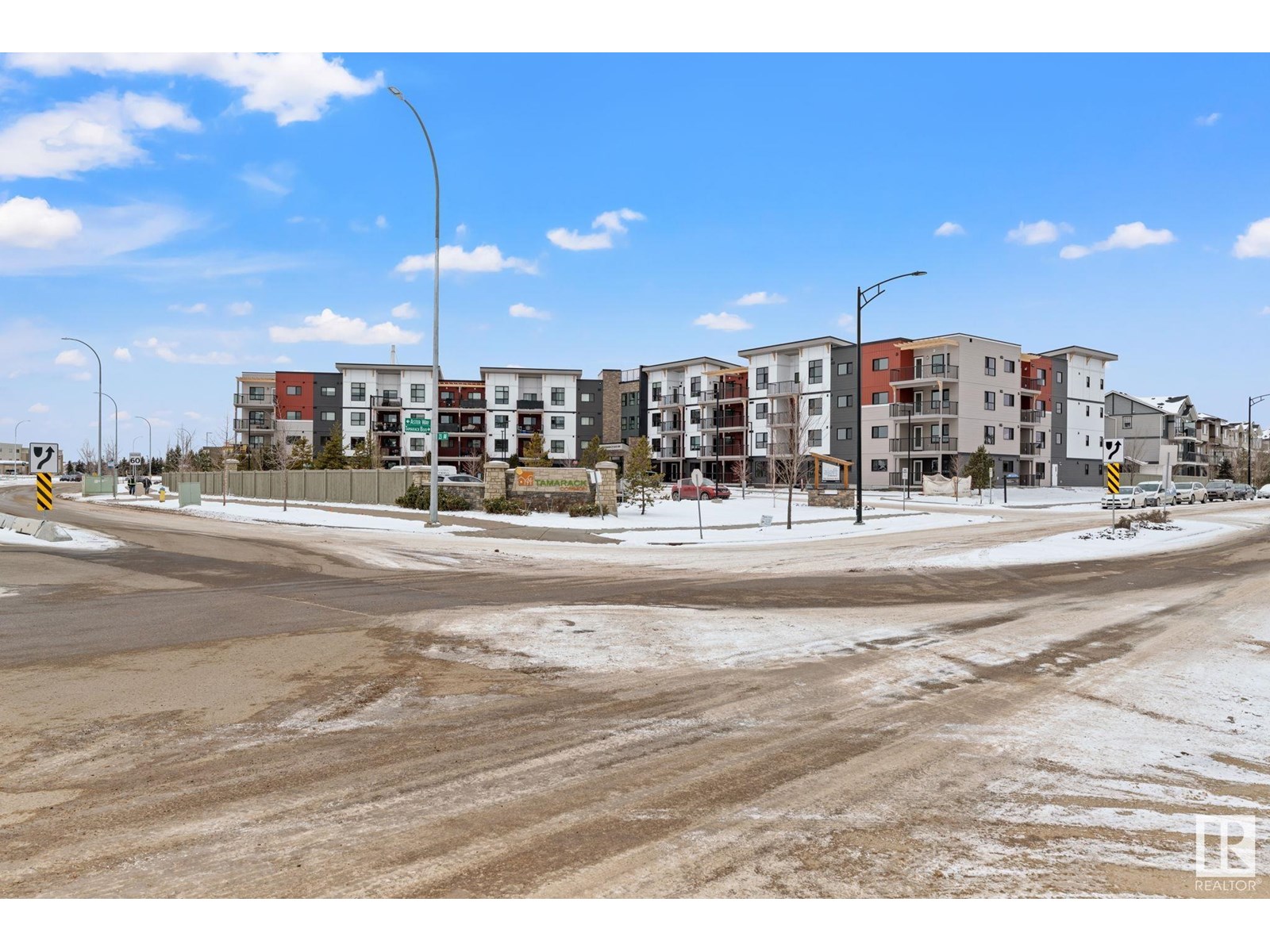 #220 1506 TAMARACK BV NW