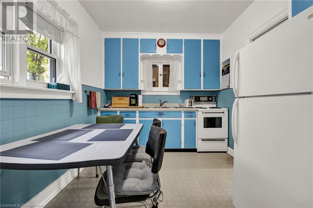7 STAHL Avenue