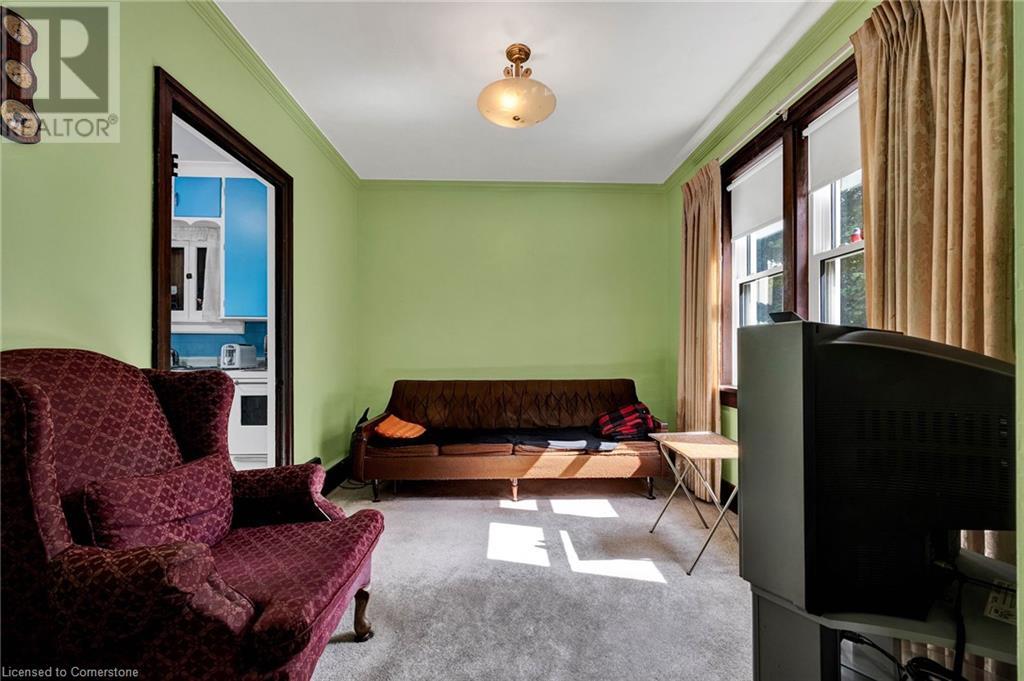 7 STAHL Avenue