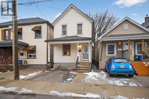 27 MAYFLOWER AVENUE Hamilton (Crown Point) ON L8L2K5