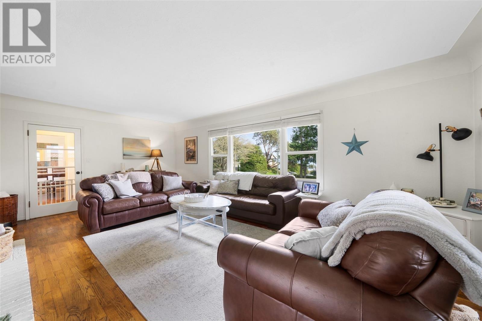 5064 Wesley Rd