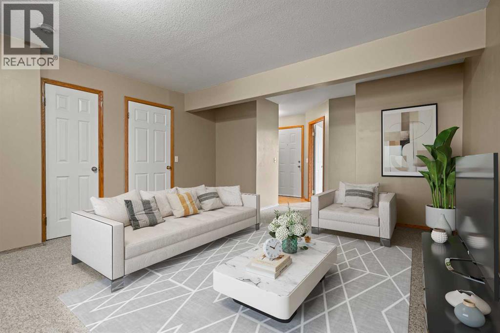 1211 Eagleview Place NW