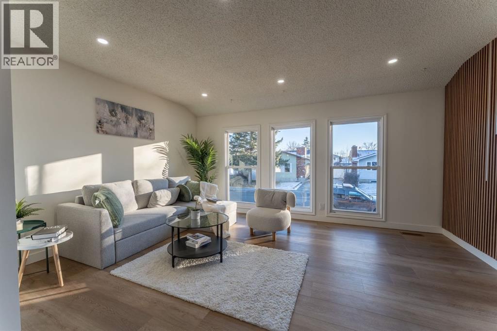 344 Templeview Drive NE